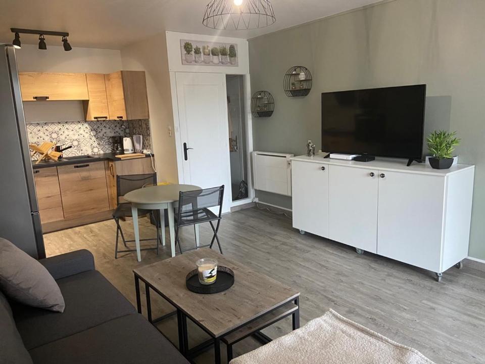 Superbe Appartement De 41M2 Refait A Neuf Saint-Jean-de-Monts Exteriör bild